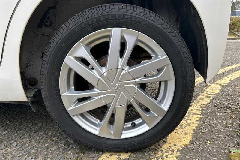 Used Toyota AYGO 2015 for sale - 77945040: Photo 11