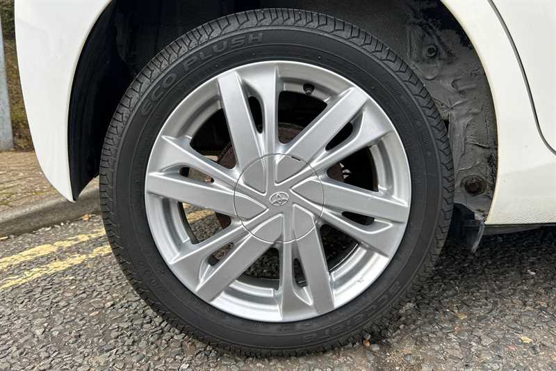 Used Toyota AYGO 2015 for sale - 77945040: Photo 12