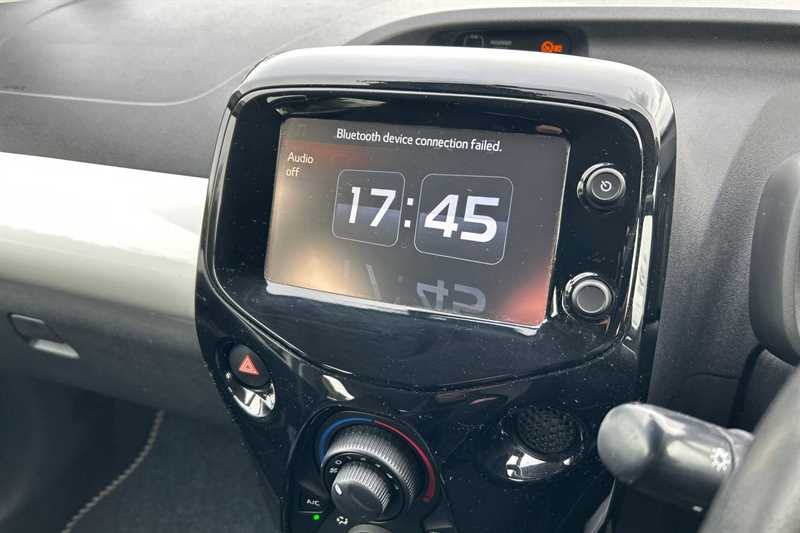 Used Toyota AYGO 2015 for sale - 77945040: Photo 17