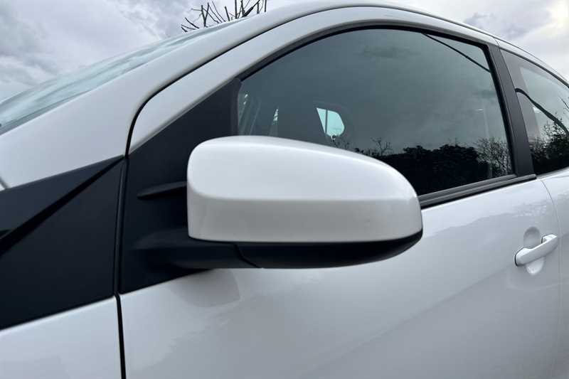 Used Toyota AYGO 2015 for sale - 77945040: Photo 35