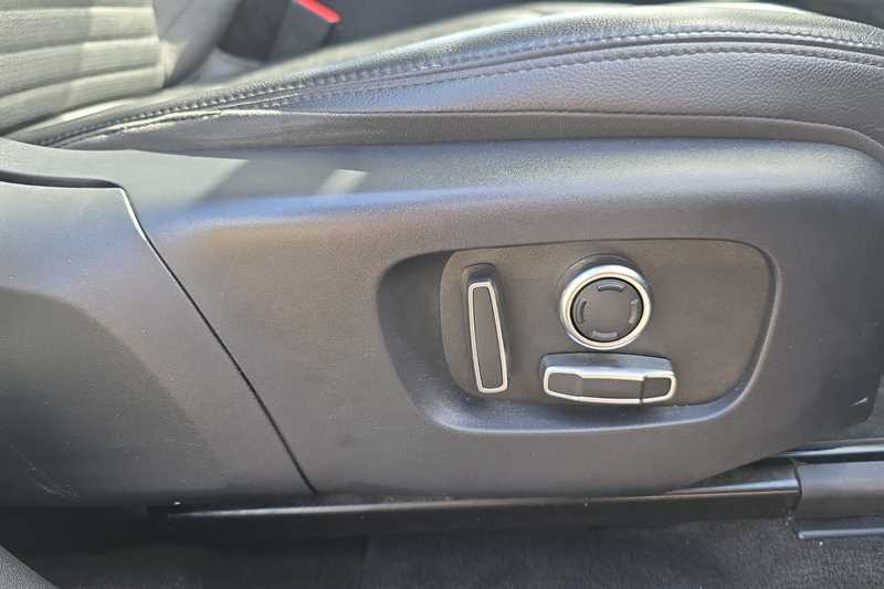 Used Land Rover Discovery Sport 2021 for sale - 76449047: Photo 26