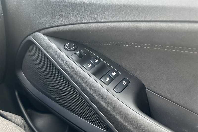 Used Vauxhall Crossland 2022 for sale - 77416180: Photo 16