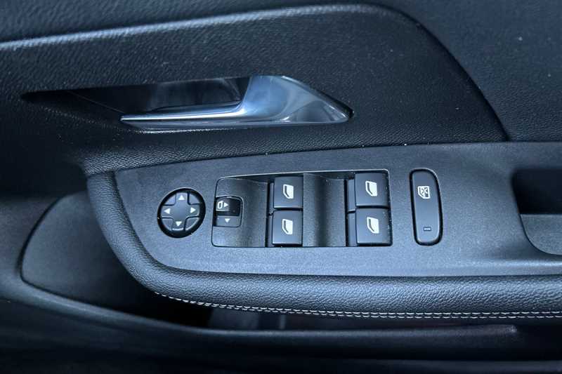 Used Vauxhall Mokka 2023 for sale - 77828996: Photo 16