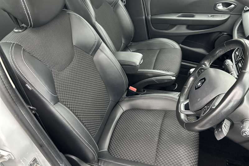 Used Renault Clio 2018 for sale - 77757110: Photo 23