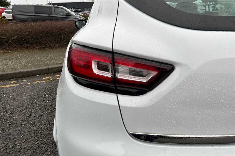 Used Renault Clio 2018 for sale - 77757110: Photo 31