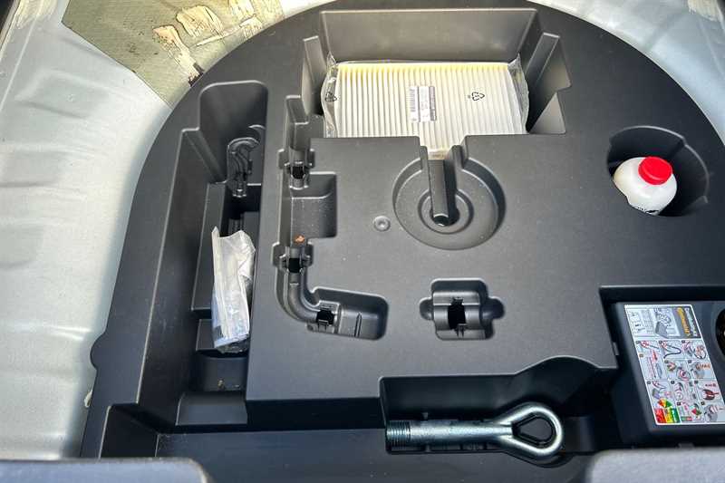 Used Nissan Juke 2017 for sale - 78120721: Photo 37