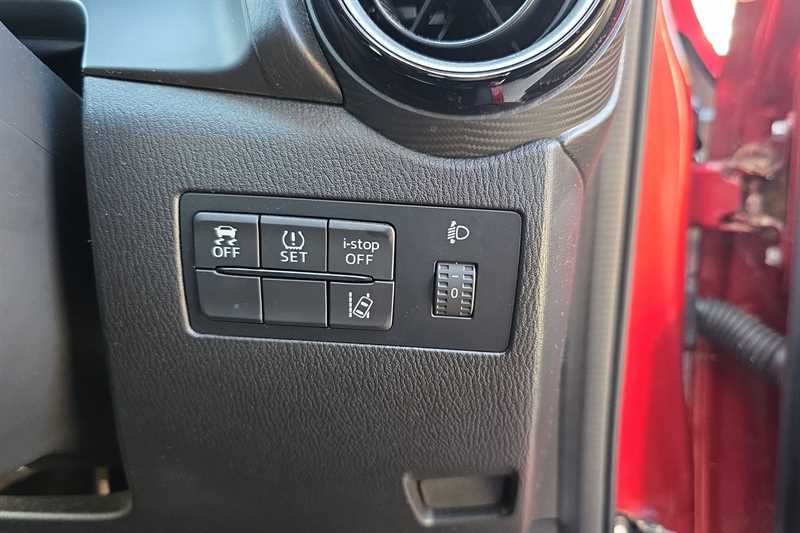 Used Mazda Mazda2 2016 for sale - 77473651: Photo 38