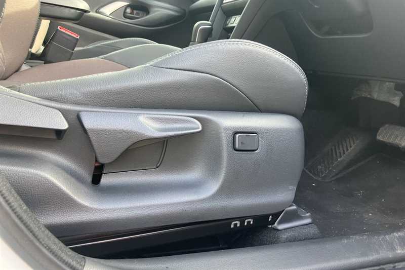 Used Toyota Yaris Cross 2024 for sale - 76530070: Photo 26