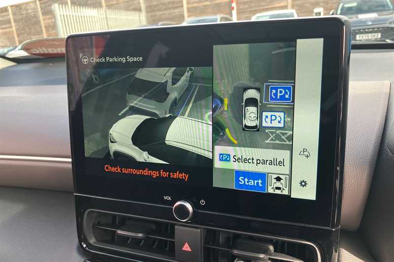 Used Toyota Yaris Cross 2024 for sale - 76530070: Photo 43