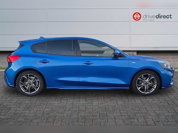 Used Ford Focus 2021 for sale - 76852157: Photo