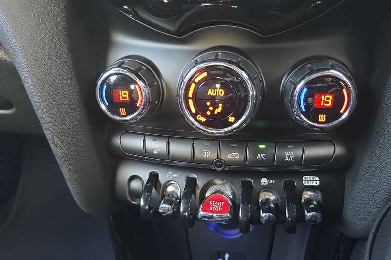 Used MINI Hatch 2018 for sale - 76529329: Photo 15