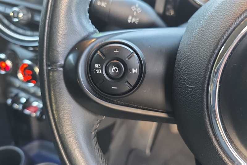 Used MINI Hatch 2018 for sale - 76529329: Photo 21