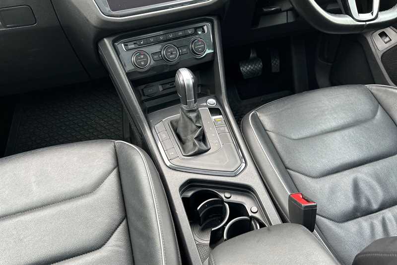 Used Volkswagen Tiguan 2018 for sale - 77444937: Photo 14