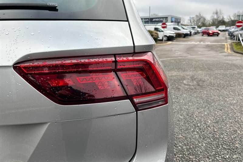 Used Volkswagen Tiguan 2018 for sale - 77444937: Photo 32
