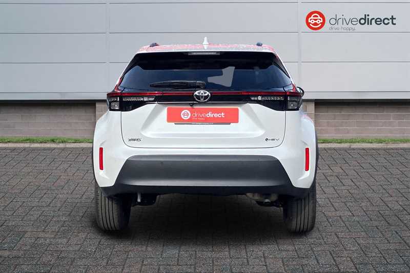 Used Toyota Yaris Cross 2024 for sale - 77322685: Photo 4