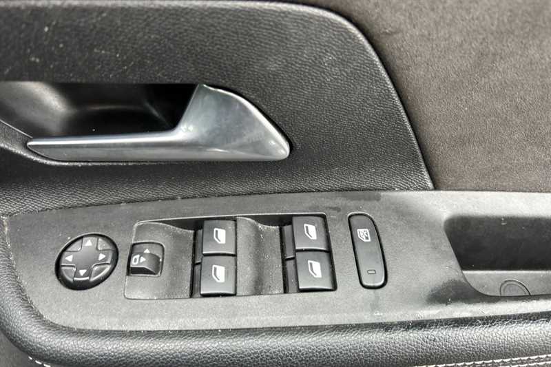 Used Vauxhall Mokka Electric for sale - 77811203: Photo 16