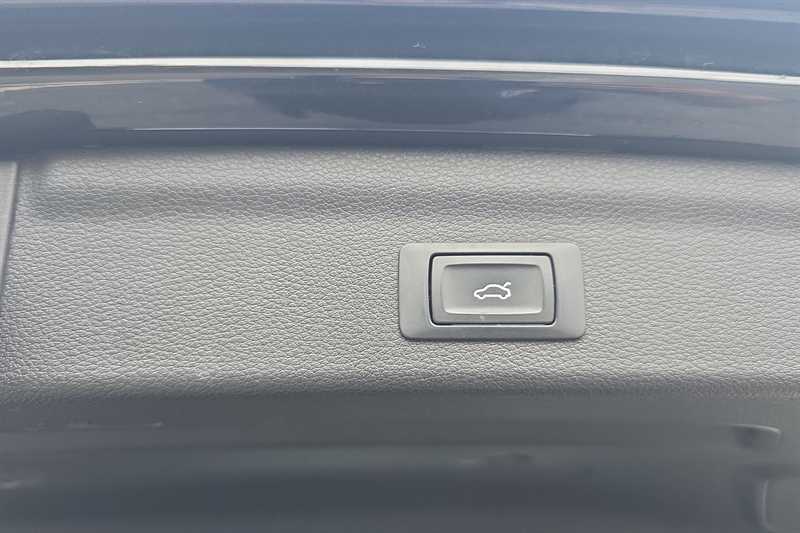 Used Audi Q3 2019 for sale - 76747061: Photo 37