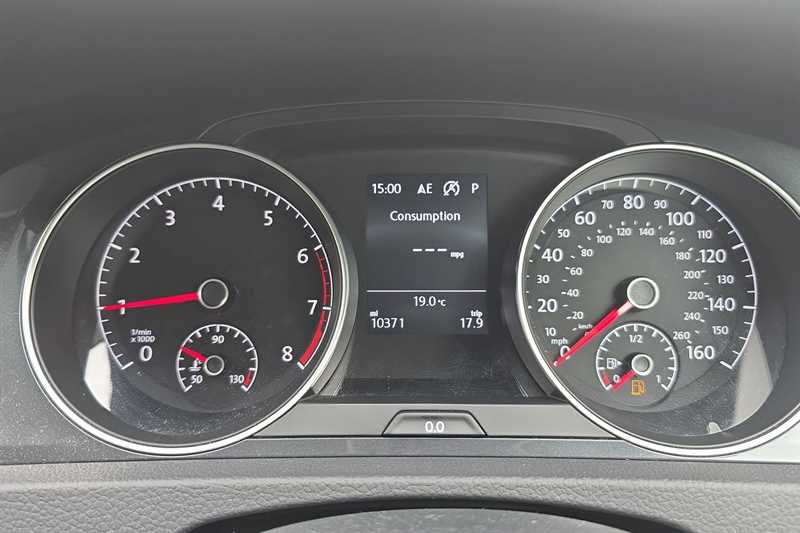 Used Volkswagen Golf 2018 for sale - 77296311: Photo 20