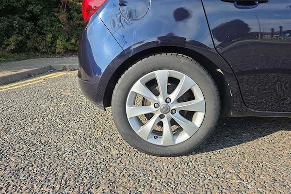 Used Vauxhall Corsa 2018 for sale - 76229607: Photo 9