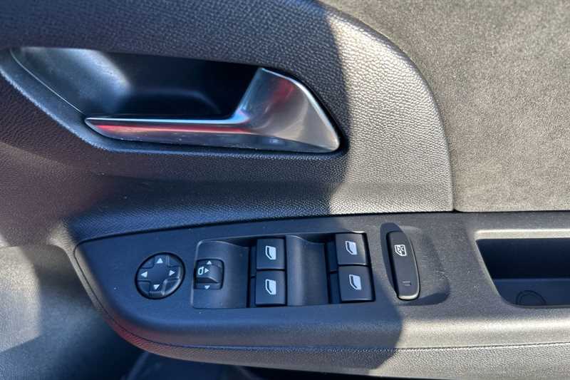 Used Vauxhall Corsa 2023 for sale - 78222040: Photo 16