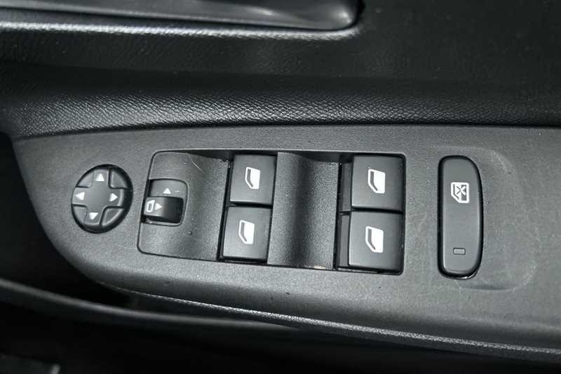 Used Vauxhall Corsa 2022 for sale - 77402006: Photo 16