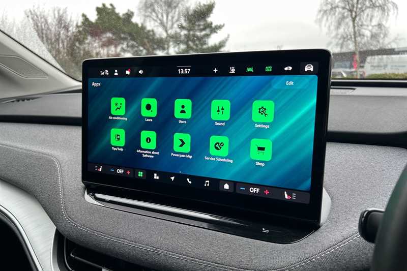 Used Skoda Enyaq 2025 for sale - 78142503: Photo 17