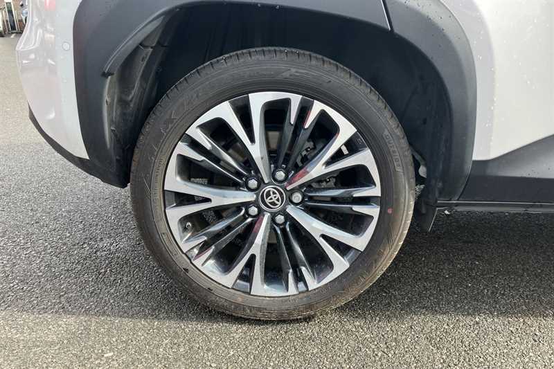 Used Toyota Yaris Cross 2024 for sale - 76955760: Photo 10