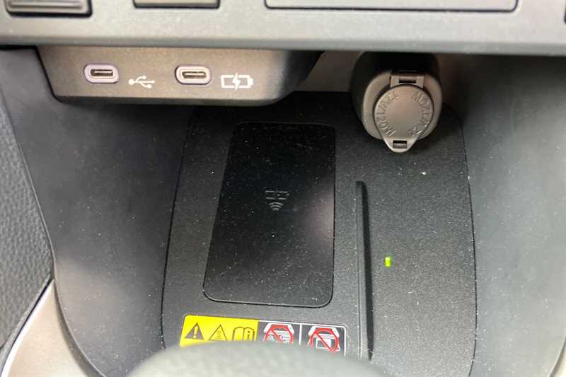 Used Toyota Yaris Cross 2024 for sale - 76955760: Photo 42