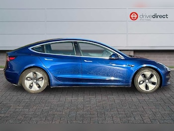 Used Tesla Model 3 2019 for sale - 77390904: Photo