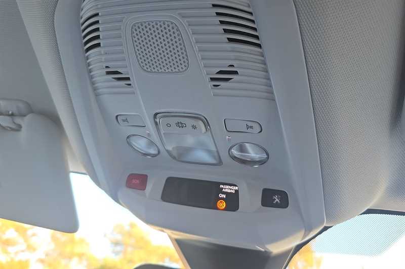 Used Peugeot 3008 2019 for sale - 76955707: Photo 37