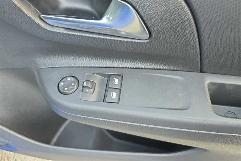 Used Vauxhall Corsa 2020 for sale - 76462895: Photo 16