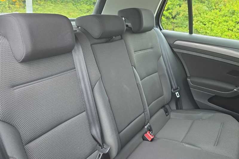 Used Volkswagen Golf 2018 for sale - 76525295: Photo 24