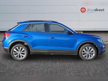 Used Volkswagen T-Roc 2018 for sale - 76956361: Photo