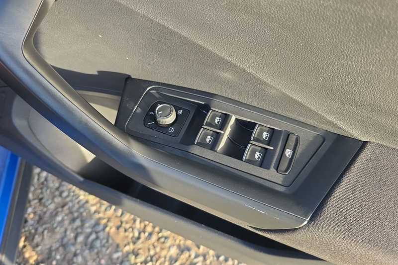 Used Volkswagen T-Roc 2018 for sale - 77296233: Photo 16