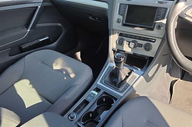 Used Volkswagen Golf 2015 for sale - 76096708: Photo 14