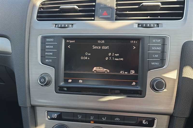 Used Volkswagen Golf 2015 for sale - 76096708: Photo 18