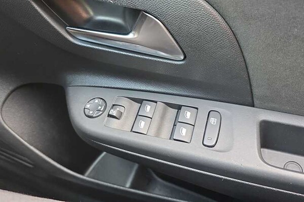 Used Vauxhall Corsa 2024 for sale - 76096690: Photo 16