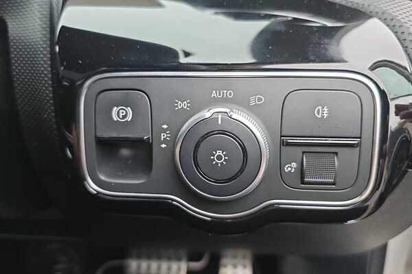 Used Mercedes-Benz A-Class 2019 for sale - 76204420: Photo 38