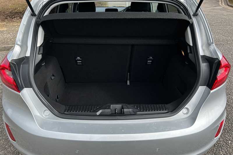 Used Ford Fiesta 2018 for sale - 78139171: Photo 25