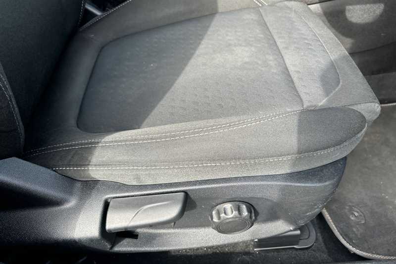 Used Ford Fiesta 2018 for sale - 78139171: Photo 26