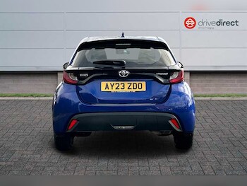 Used Toyota Yaris 2023 for sale - 77812110: Photo