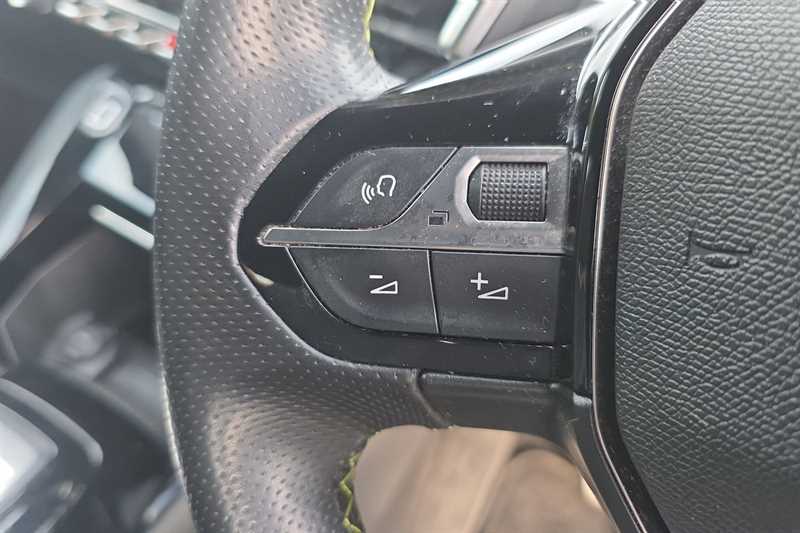 Used Peugeot 2008 2022 for sale - 77316885: Photo 21