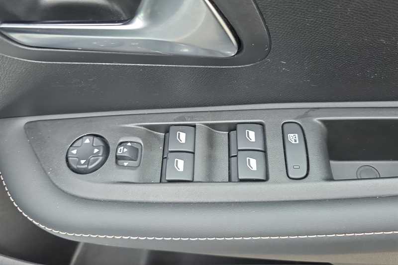 Used Peugeot 208 2024 for sale - 78120005: Photo 16