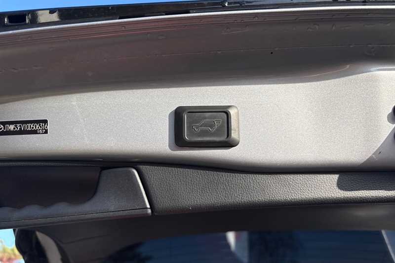 Used Toyota RAV4 2021 for sale - 78175109: Photo 40