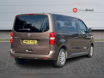 Used Toyota PROACE CITY Verso 2020 for sale - 79149352: Photo