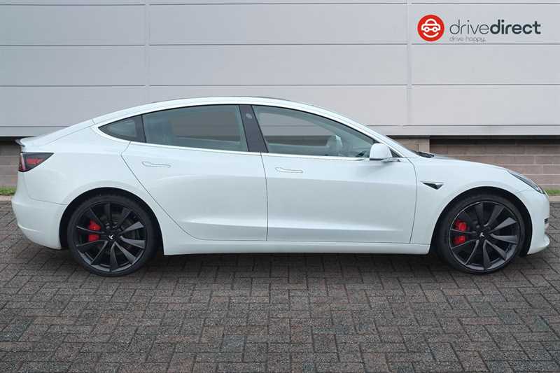 Used Tesla Model 3 2020 for sale - 76930784: Photo 2