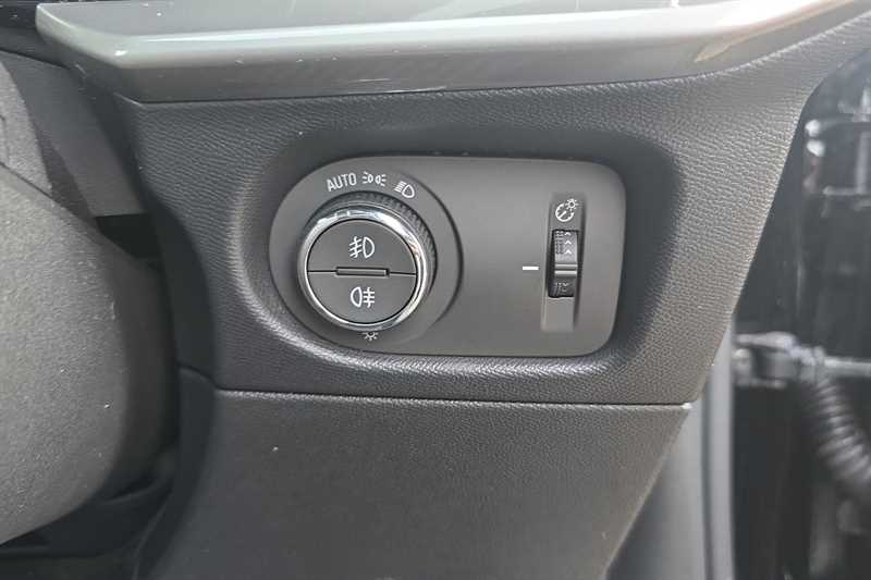 Used Vauxhall Mokka Electric for sale - 76488818: Photo 37