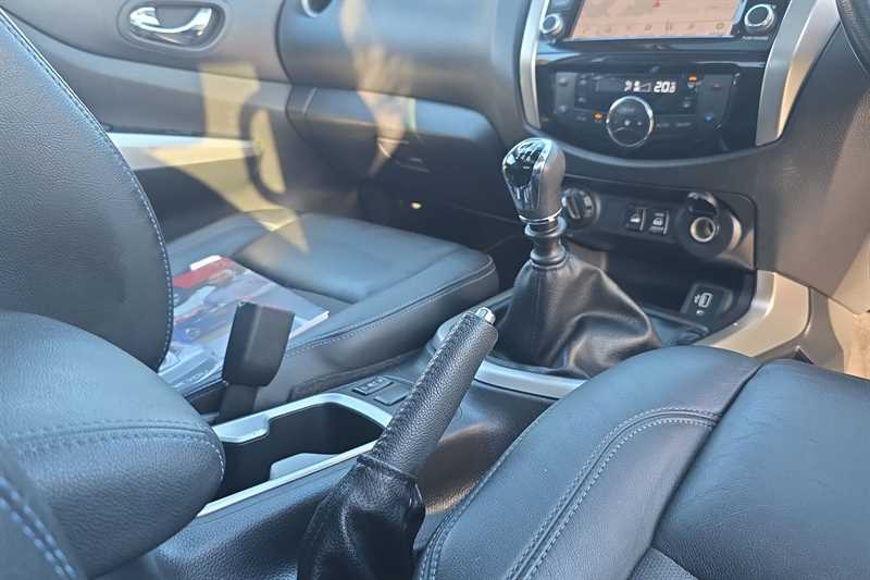 Used Nissan Navara 2021 for sale - 76955872: Photo 14