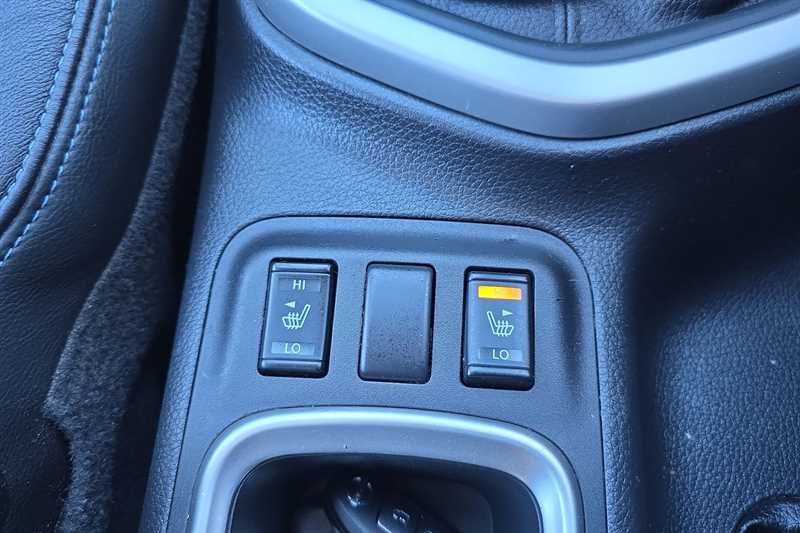 Used Nissan Navara 2021 for sale - 76955872: Photo 37