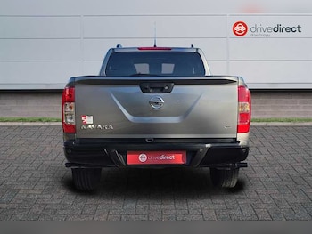 Used Nissan Navara 2021 for sale - 76955872: Photo